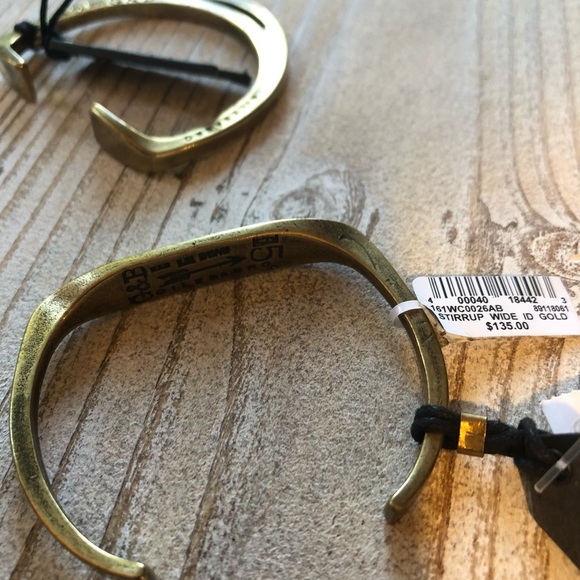 NWT Giles and Brother Gold Bracelet stirrup ID - Picture 5 of 7